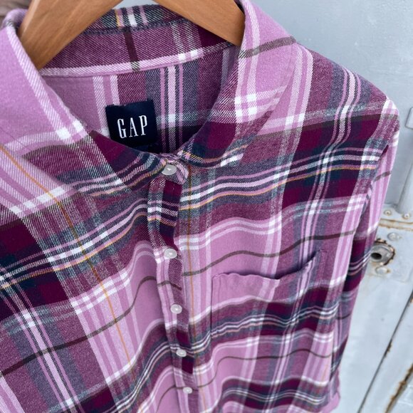 Women's GAP Medium Purple Plaid Long Sleeve Button Down Flannel Shirt - Picture 16 of 16